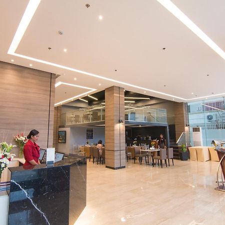 Mango Suites Cauayan Exterior photo