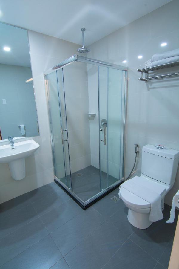 Mango Suites Cauayan Exterior photo